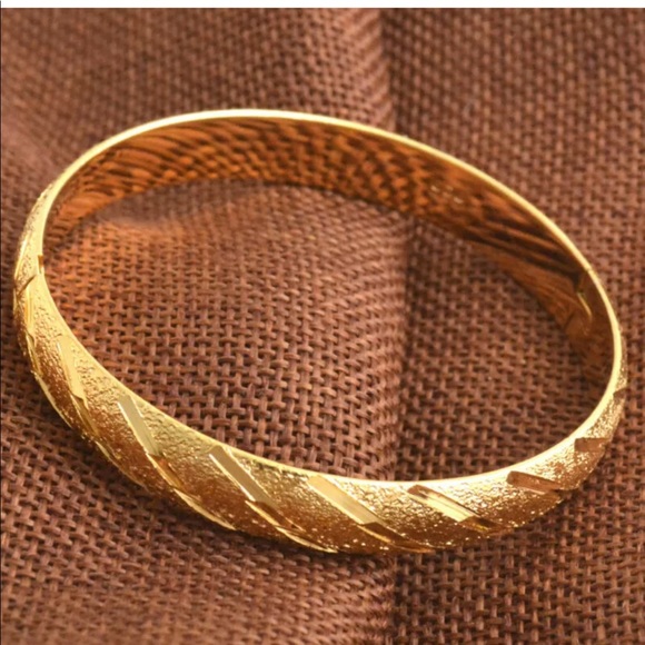 Simple Open Bangle Bracelet in Gold | Uncommon James NEW gold bangle bracelet